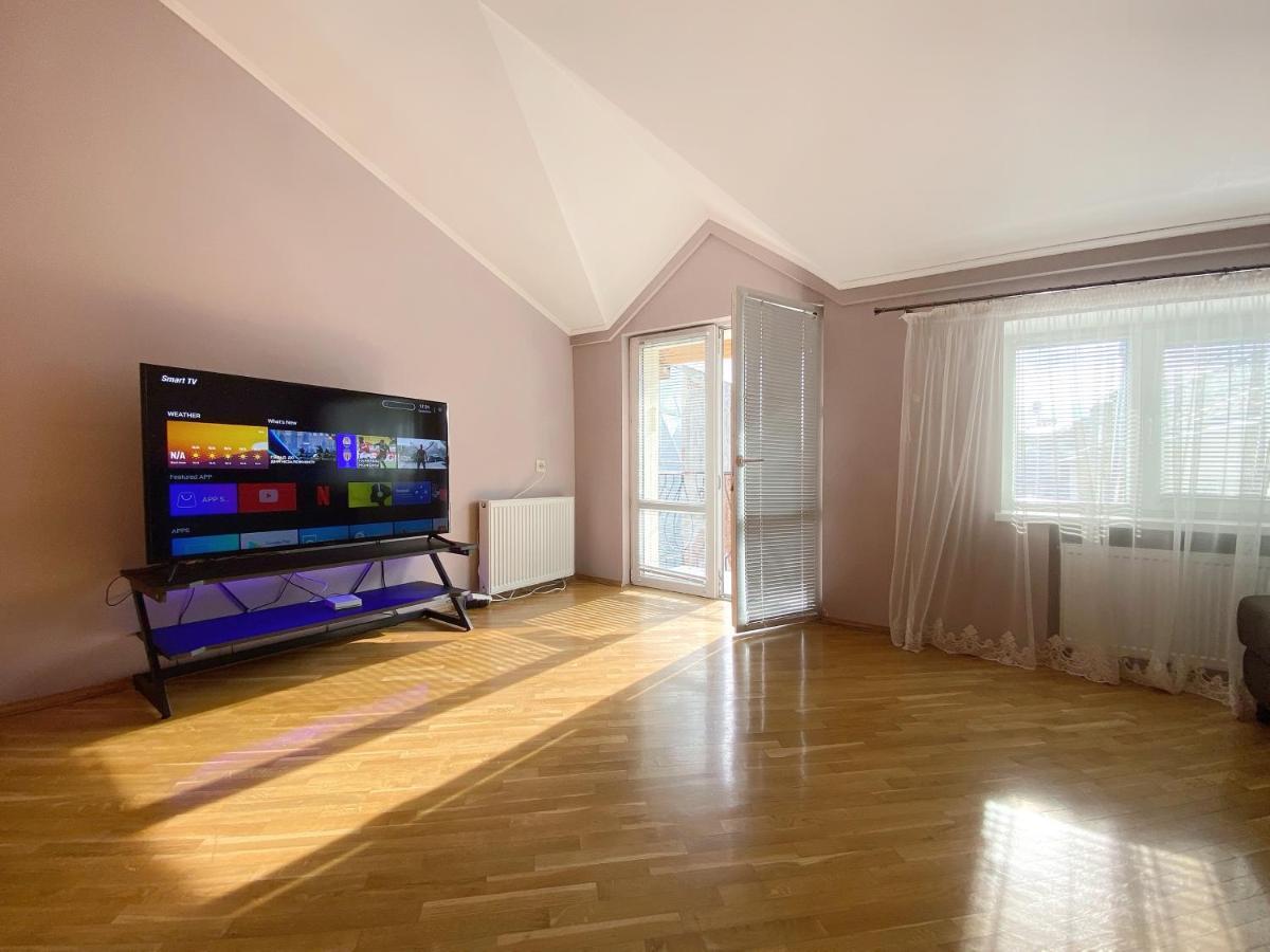 Grand Apartments On Rynok Square Львів Екстер'єр фото