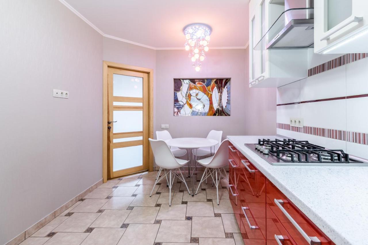 Grand Apartments On Rynok Square Львів Екстер'єр фото